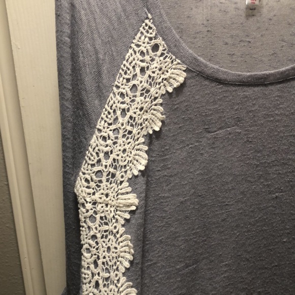 Xhilaration Rayon/Polyester 3/4 Slv Top Size Lg - Picture 4 of 4